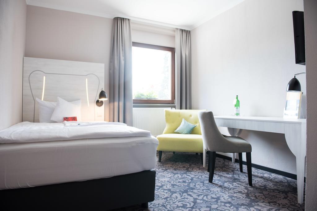 Parkhotel Schillerhain Kirchheimbolanden Bagian luar foto