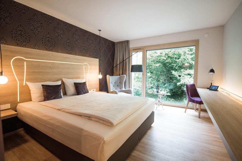 Parkhotel Schillerhain Kirchheimbolanden Bagian luar foto