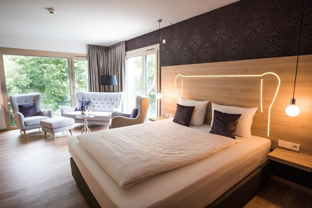 Parkhotel Schillerhain Kirchheimbolanden Bagian luar foto